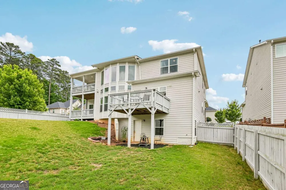 129 Edinburgh DR Canton, GA 30115