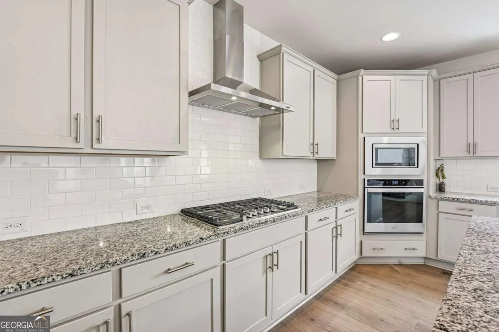129 Edinburgh DR Canton, GA 30115