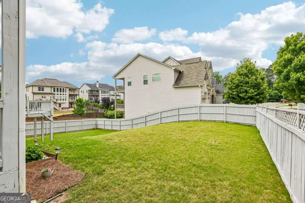 129 Edinburgh DR Canton, GA 30115