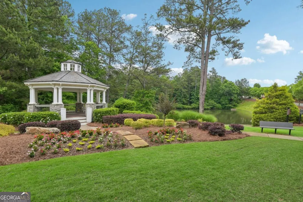 129 Edinburgh DR Canton, GA 30115