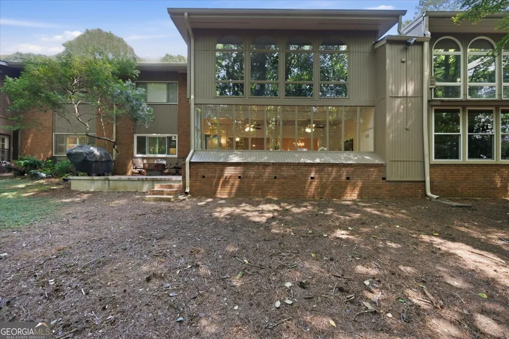 4909 Rivoli DR Macon, GA 31210