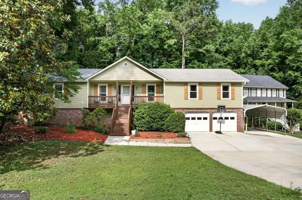 1526 Hickory DR SW Lilburn, GA 30047