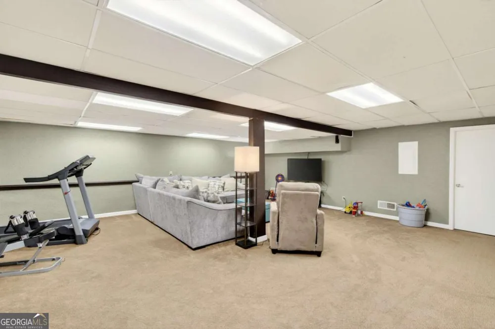 1526 Hickory DR SW Lilburn, GA 30047