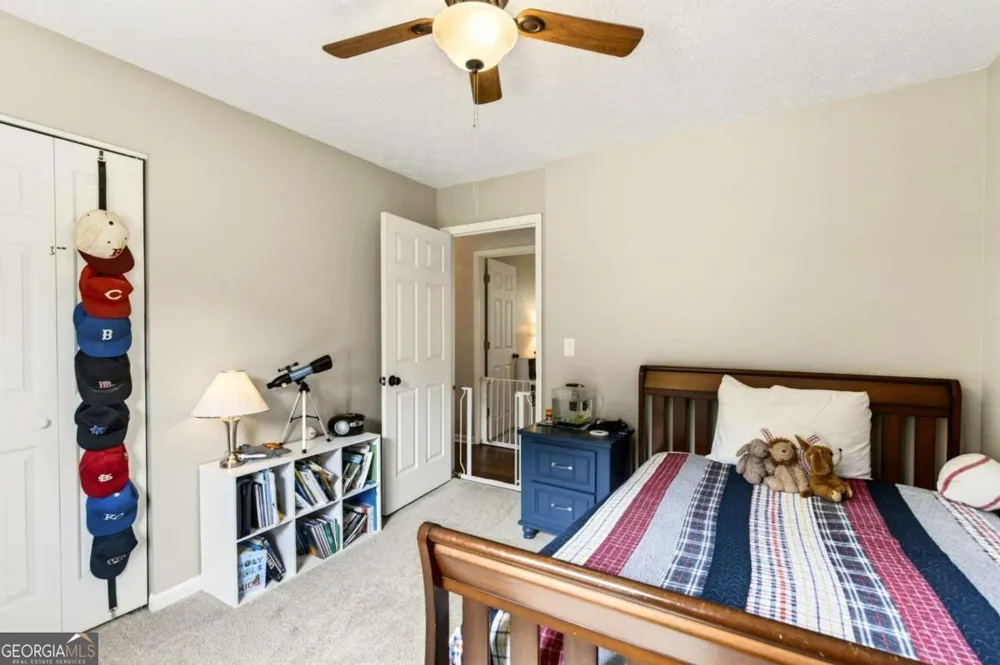 1526 Hickory DR SW Lilburn, GA 30047