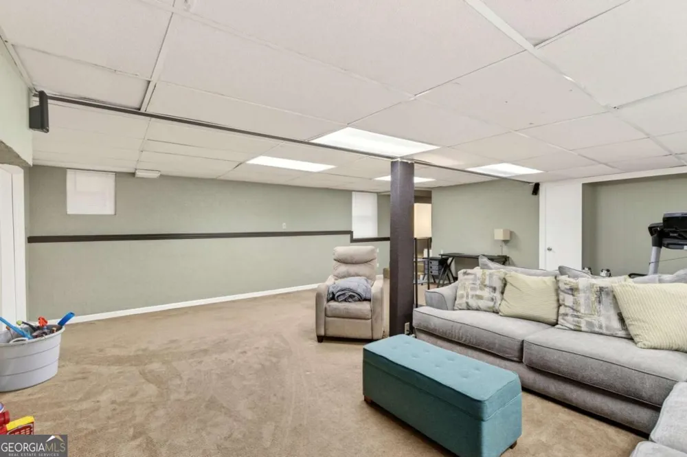 1526 Hickory DR SW Lilburn, GA 30047