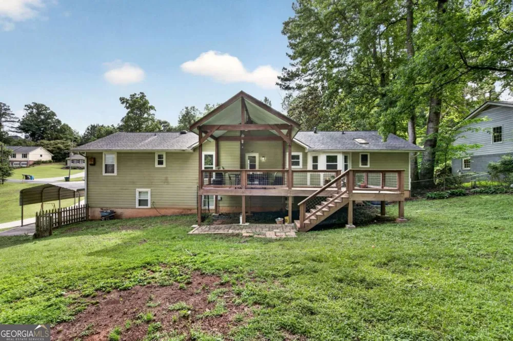 1526 Hickory DR SW Lilburn, GA 30047