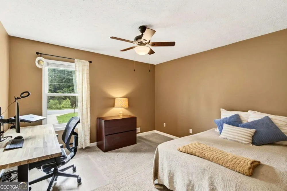 1526 Hickory DR SW Lilburn, GA 30047