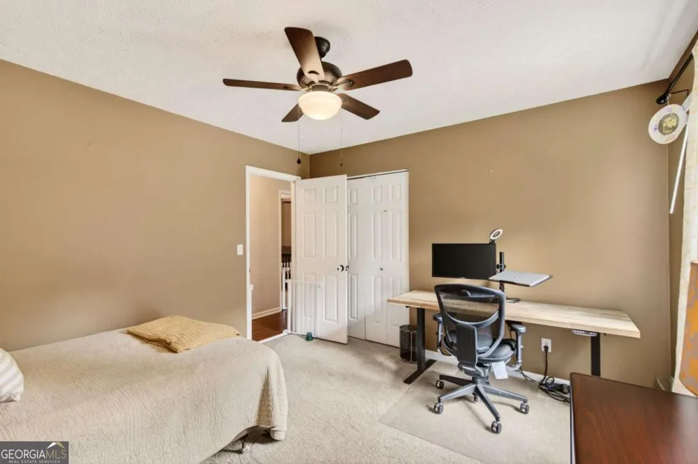1526 Hickory DR SW Lilburn, GA 30047