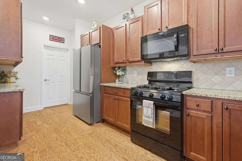 3328 Tree Ridge CT Buford, GA 30519