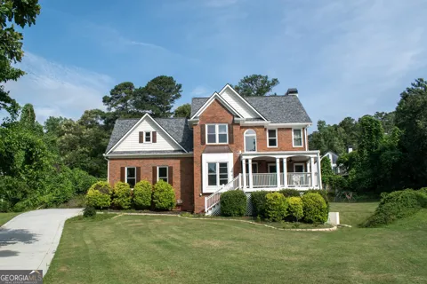 2735 Hanson CT