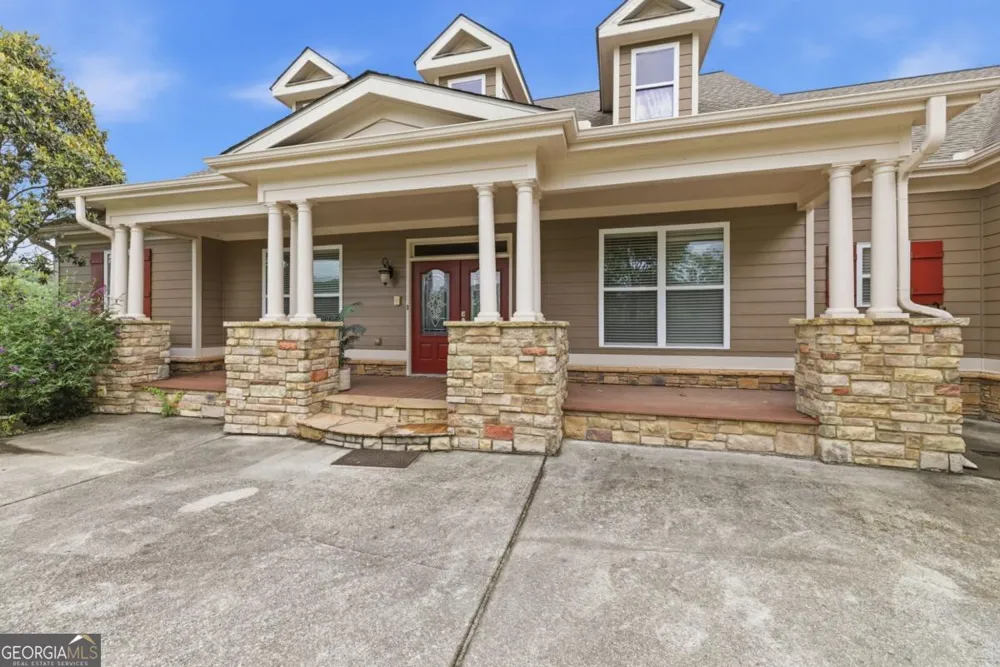 1173 Dee Kennedy RD Auburn, GA 30011