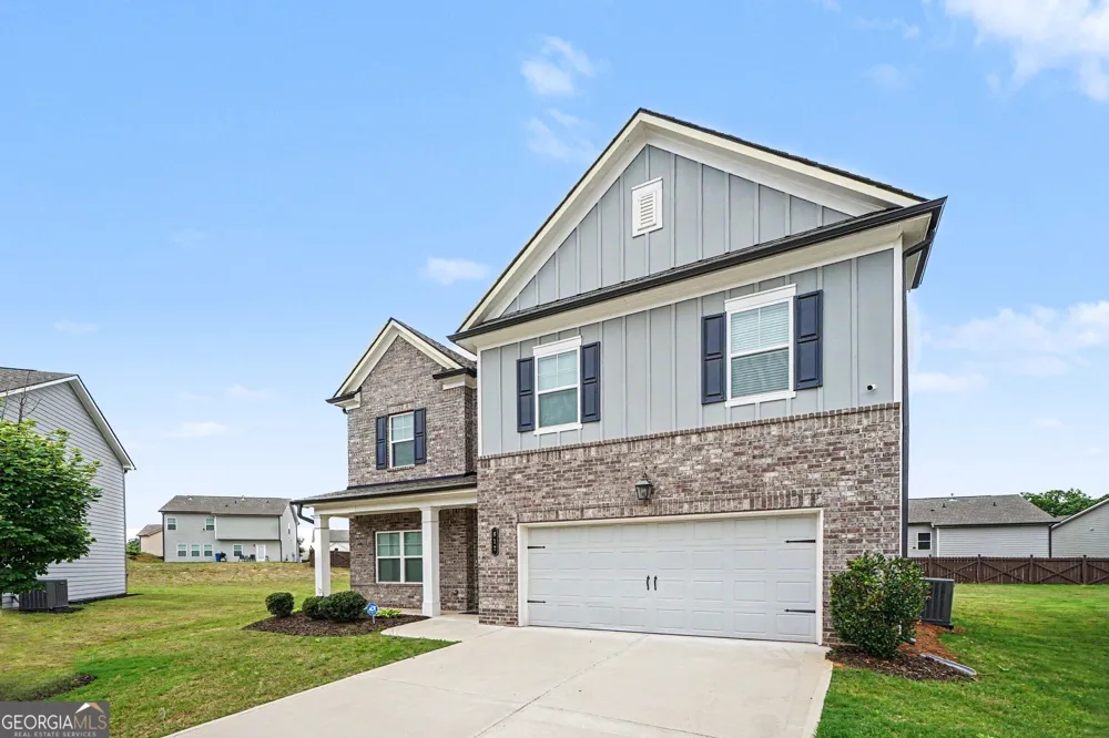 612 Auburn Crossing DR Auburn, GA 30011