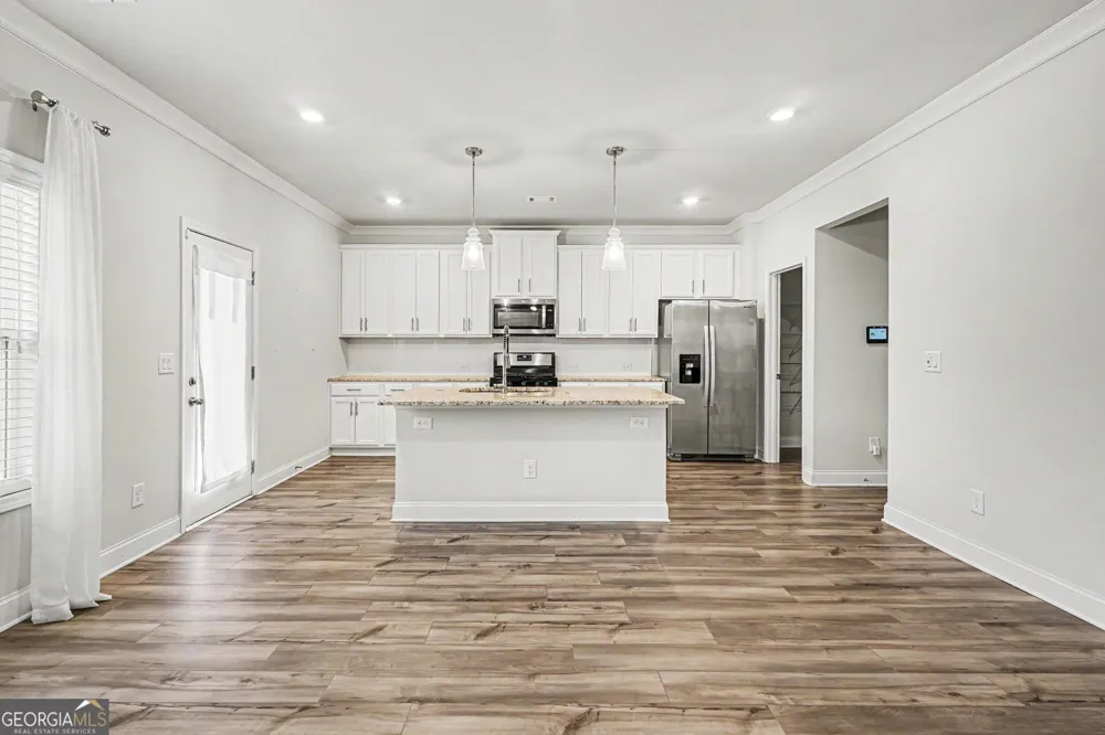 612 Auburn Crossing DR Auburn, GA 30011