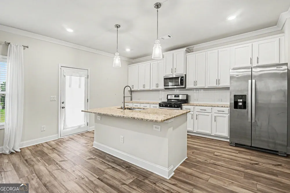 612 Auburn Crossing DR Auburn, GA 30011
