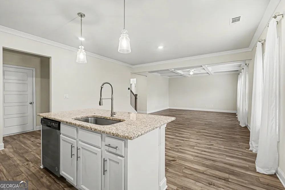 612 Auburn Crossing DR Auburn, GA 30011