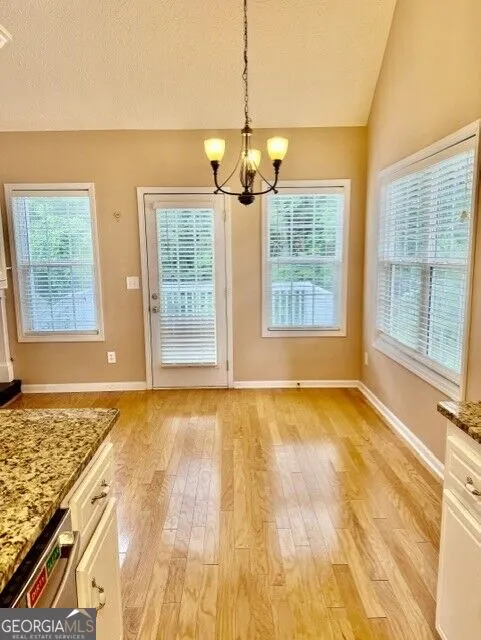 4 Hillstone WAY Cartersville, GA 30121