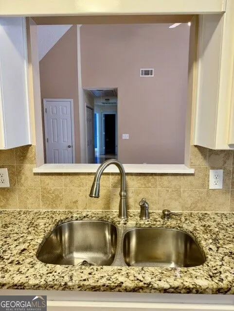 4 Hillstone WAY Cartersville, GA 30121