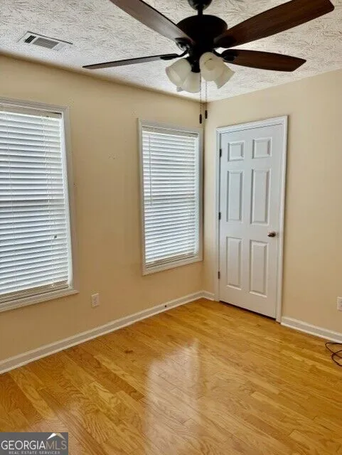 4 Hillstone WAY Cartersville, GA 30121