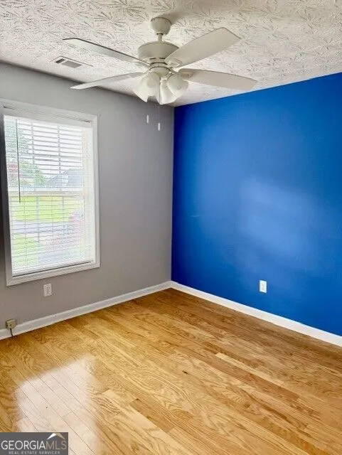 4 Hillstone WAY Cartersville, GA 30121
