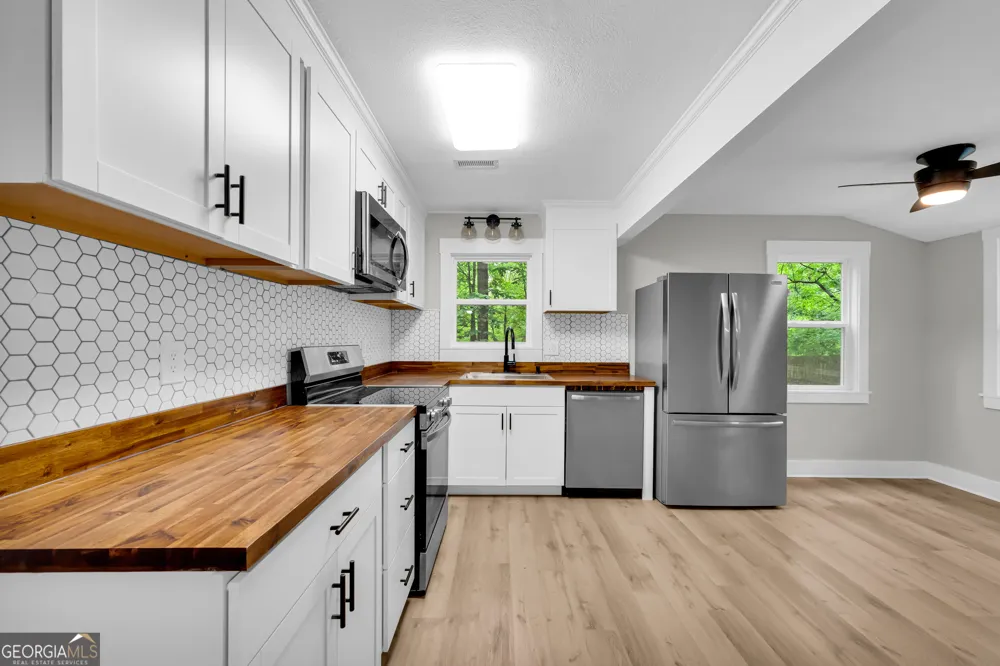 314 Skyview CIR Clarkesville, GA 30523