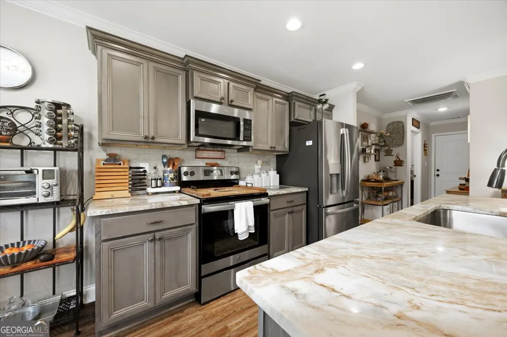 207 Creek Ridge DR Warner Robins, GA 31088