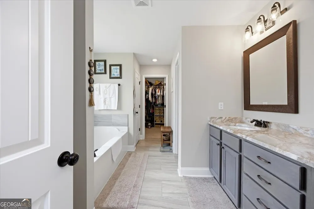 207 Creek Ridge DR Warner Robins, GA 31088