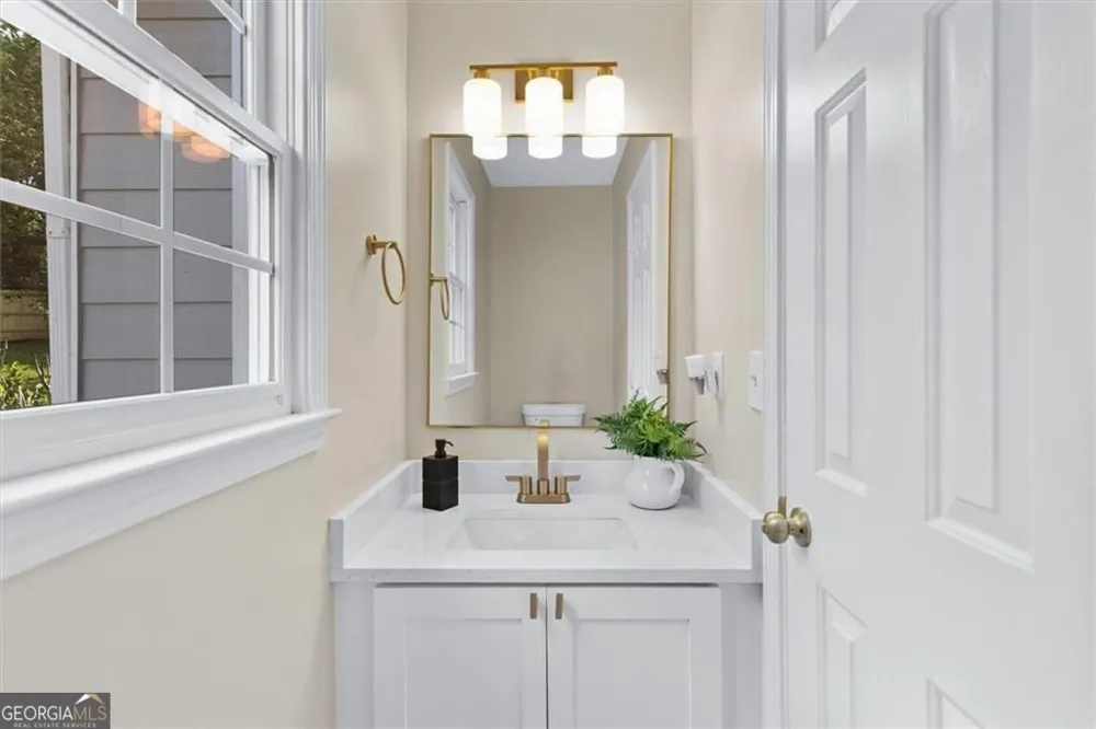 2100 Southern Walk TER Dacula, GA 30019