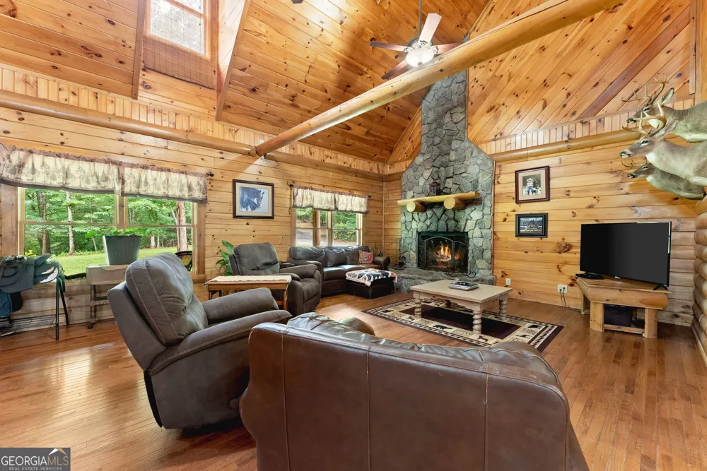 6776 H Abercrombie RD Murrayville, GA 30564