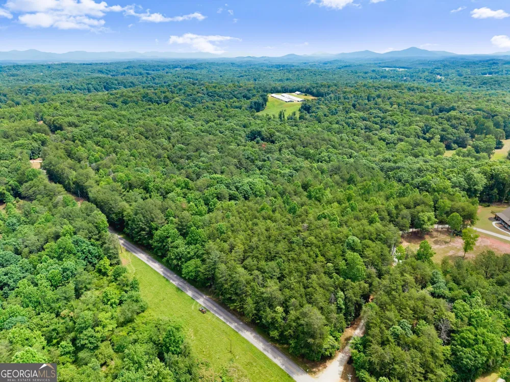6776 H Abercrombie RD Murrayville, GA 30564