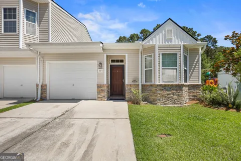 404 Governor Treutlen CIR
