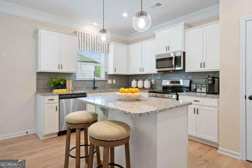 213 Antiquity CIR Perry, GA 31069