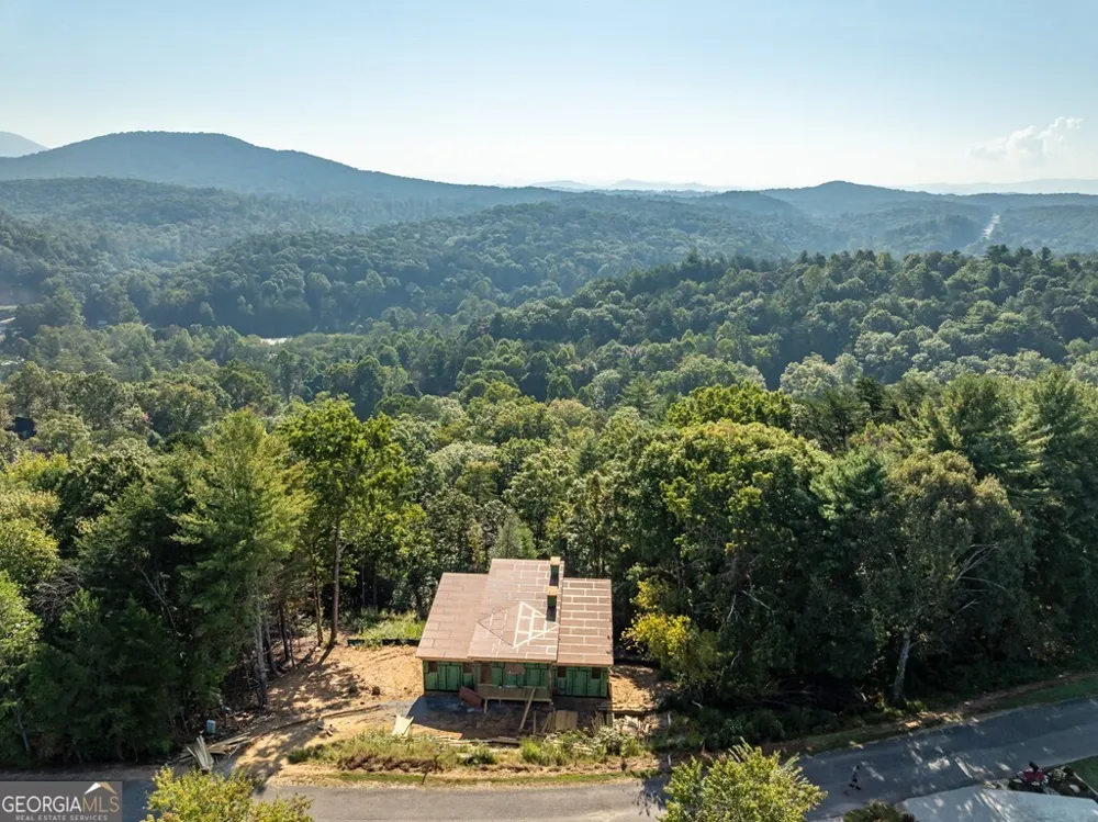 216 Old Orchard RD Ellijay, GA 30536