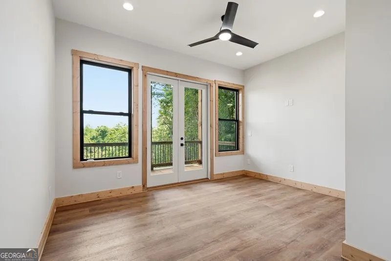 216 Old Orchard RD Ellijay, GA 30536