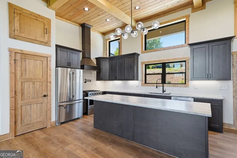 216 Old Orchard RD Ellijay, GA 30536