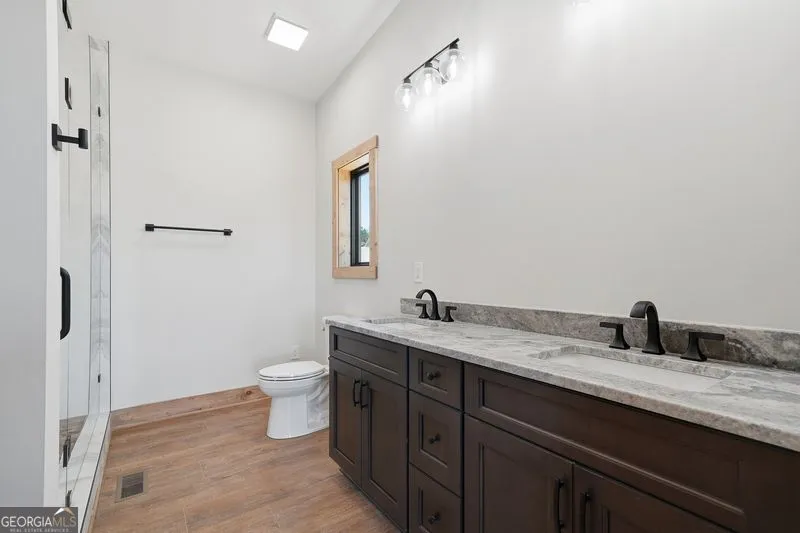 216 Old Orchard RD Ellijay, GA 30536