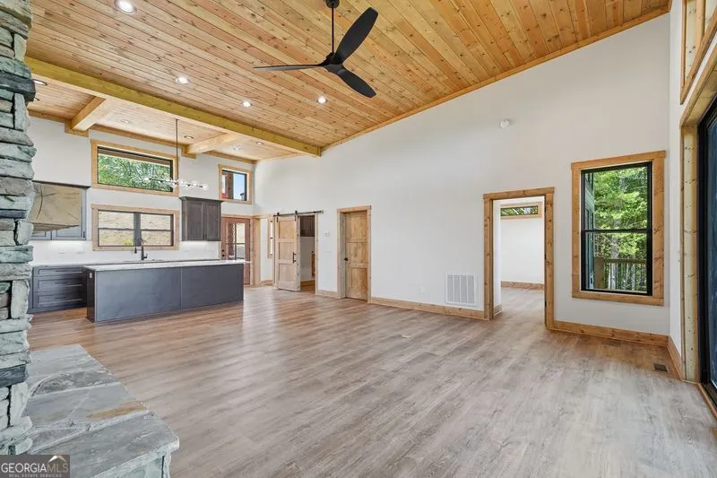 216 Old Orchard RD Ellijay, GA 30536