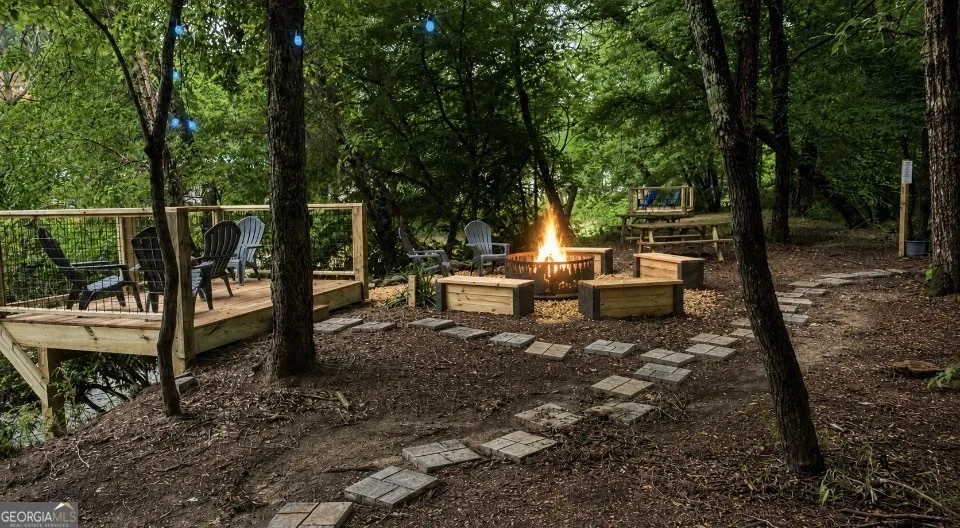 216 Old Orchard RD Ellijay, GA 30536