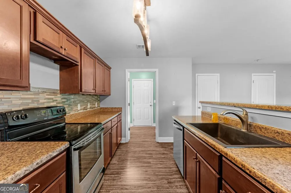 23 Crossgate WAY Guyton, GA 31312