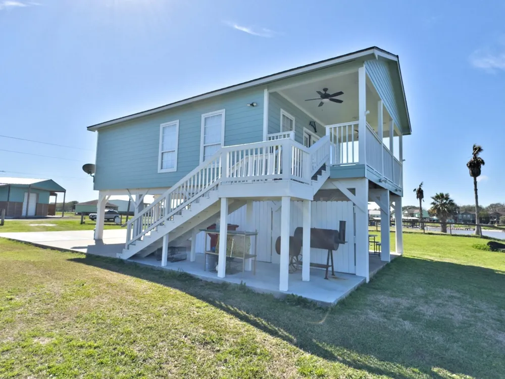 1867 County Road 291 Sargent, TX 77414