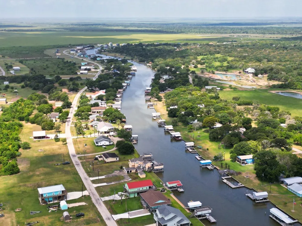 1867 County Road 291 Sargent, TX 77414