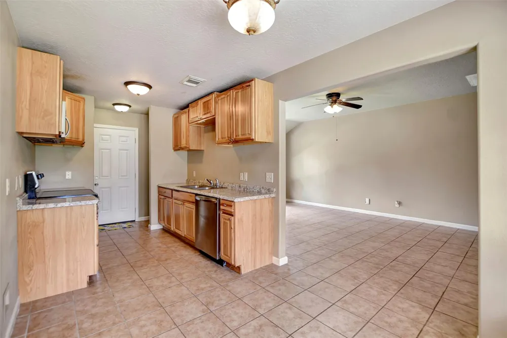10731 Royal Terrell Drive Conroe, TX 77303