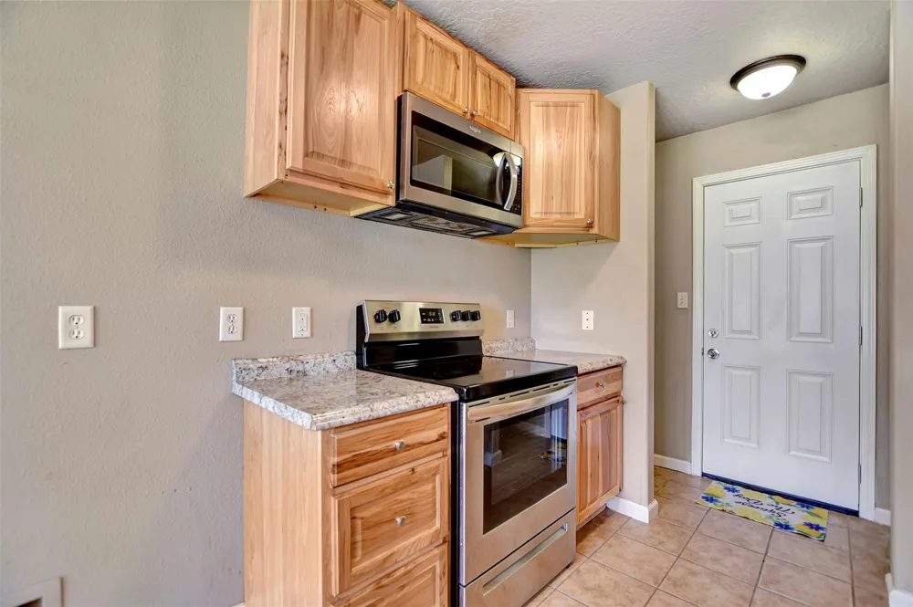 10731 Royal Terrell Drive Conroe, TX 77303