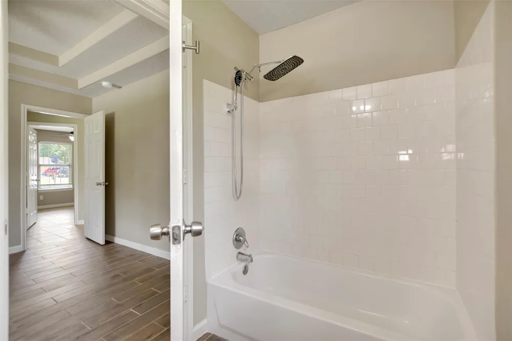 10731 Royal Terrell Drive Conroe, TX 77303