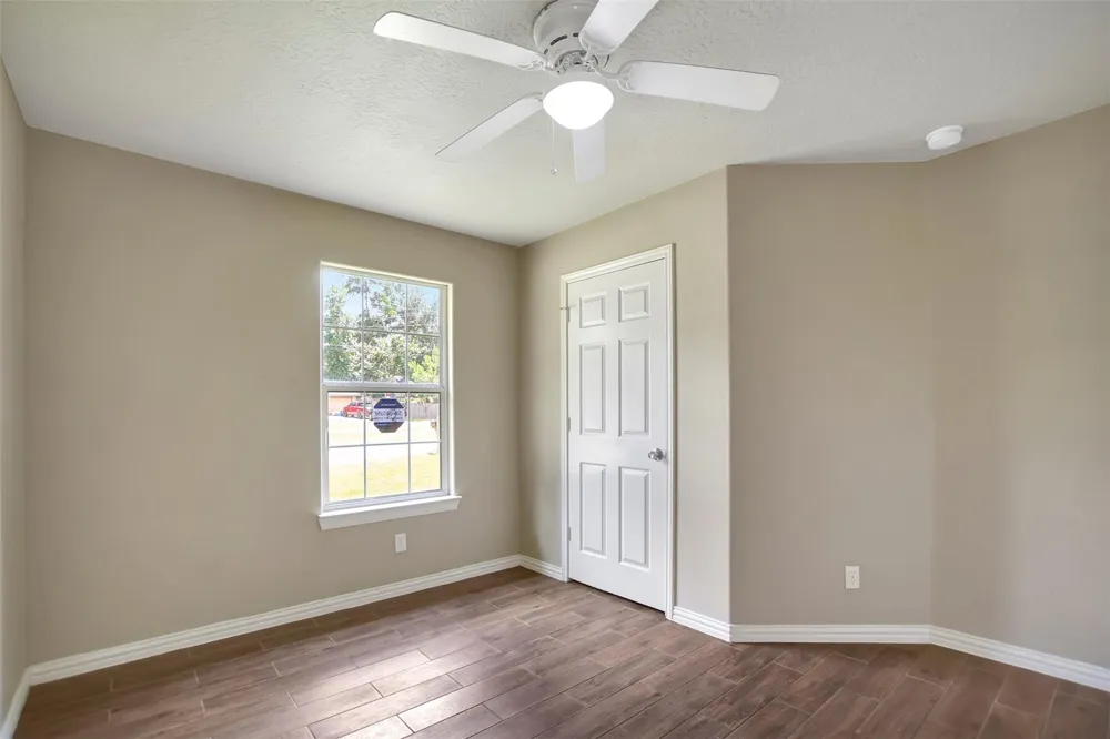 10731 Royal Terrell Drive Conroe, TX 77303