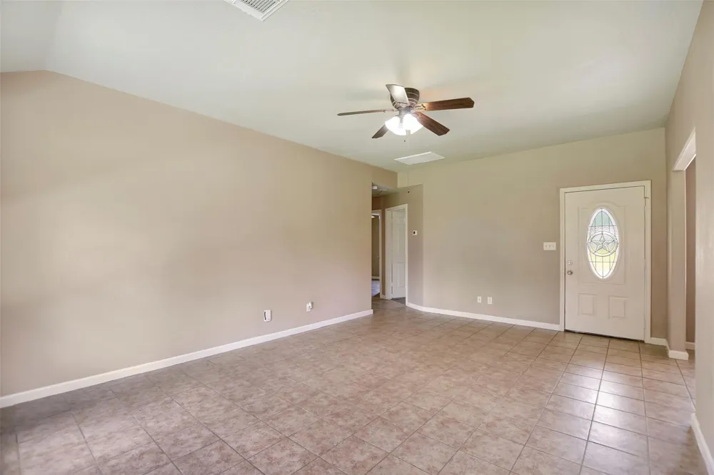 10731 Royal Terrell Drive Conroe, TX 77303