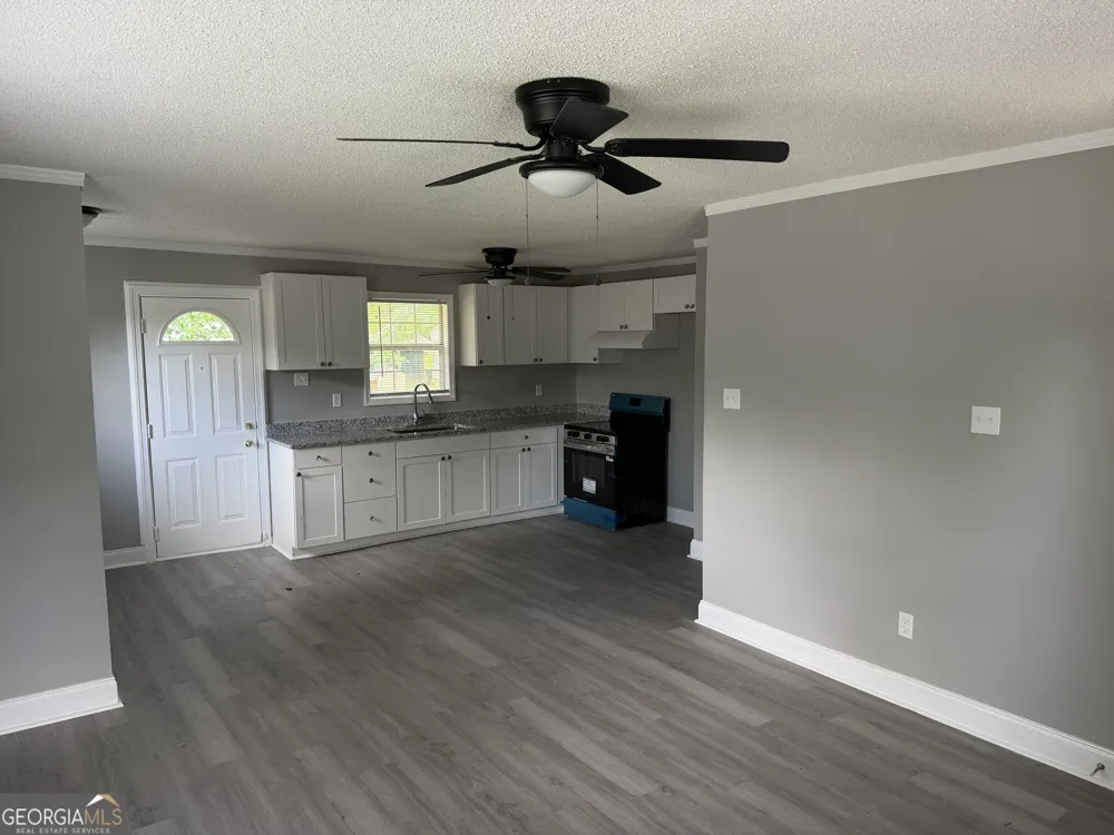232 North ST Gray, GA 31032