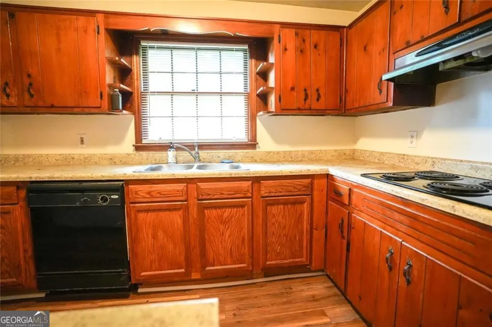 7598 Connell DR Jonesboro, GA 30236