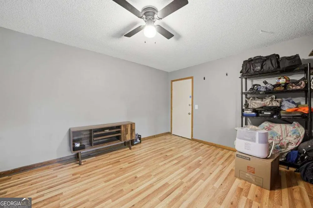 6166 Picketts RDG NW Acworth, GA 30101