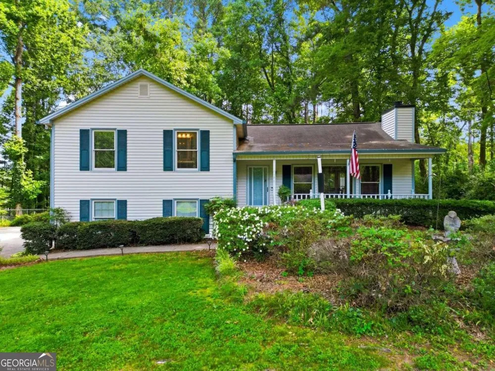 6166 Picketts RDG NW Acworth, GA 30101