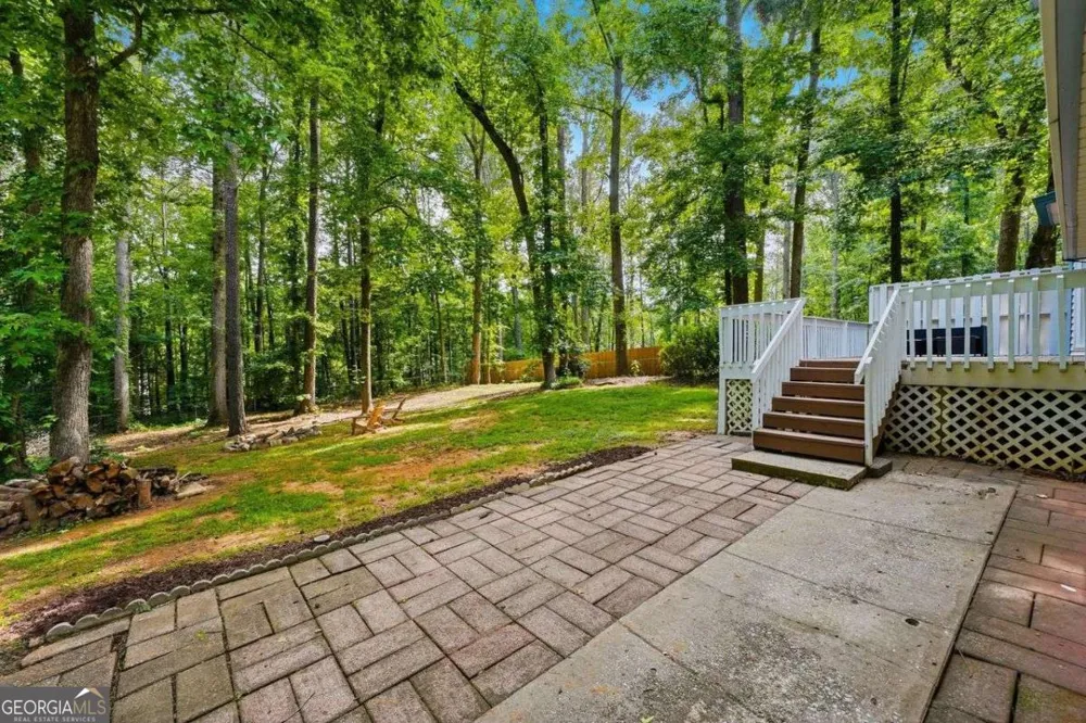 6166 Picketts RDG NW Acworth, GA 30101